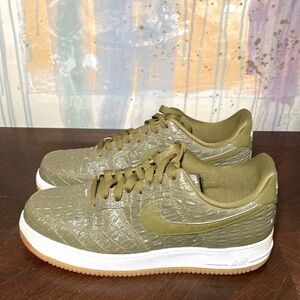 Nike Air Force 1 Low Militia Green ( Crocodile Skin) Men size 10